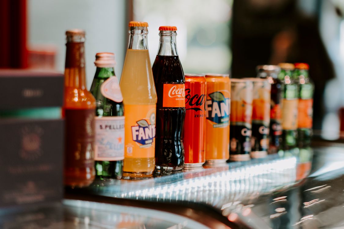 Complete soft drinks/juice/milk processing and packaging lines